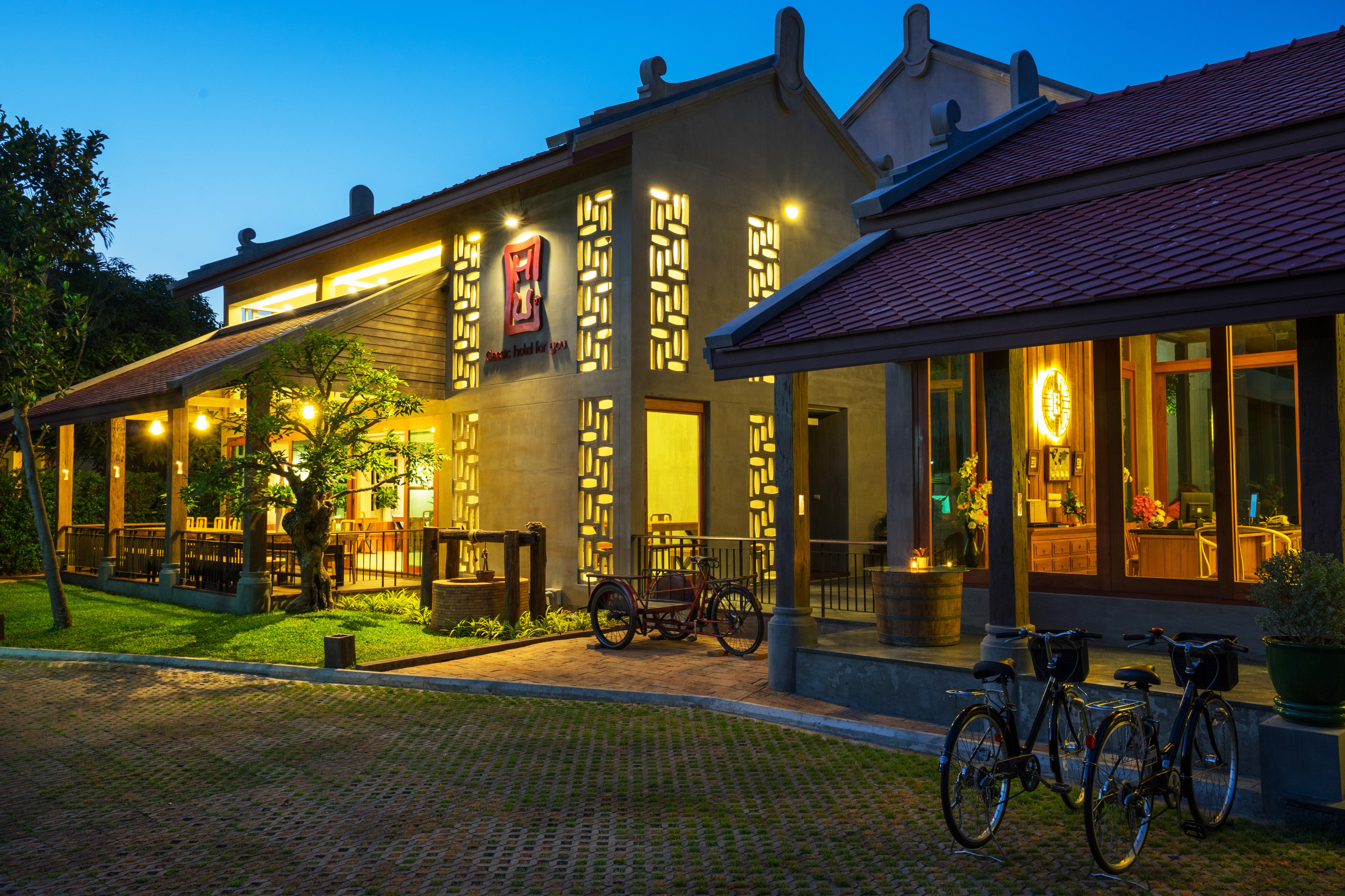 Chu Hotel Chiang Mai Exterior foto