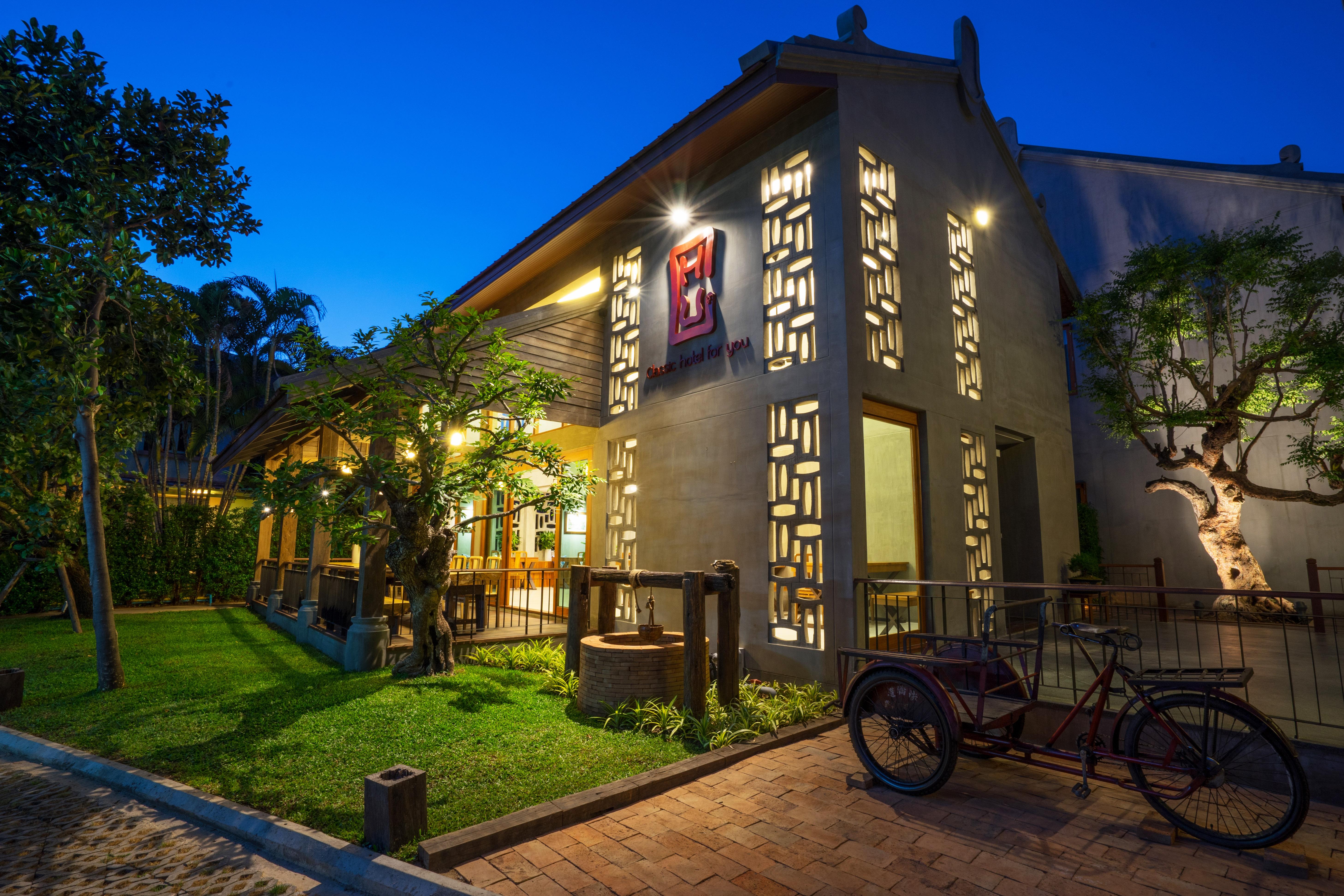 Chu Hotel Chiang Mai Exterior foto