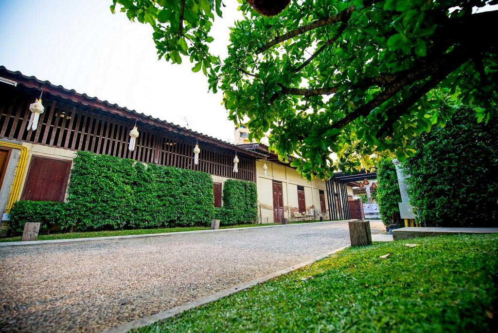 Chu Hotel Chiang Mai Exterior foto