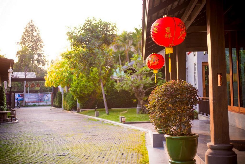 Chu Hotel Chiang Mai Exterior foto
